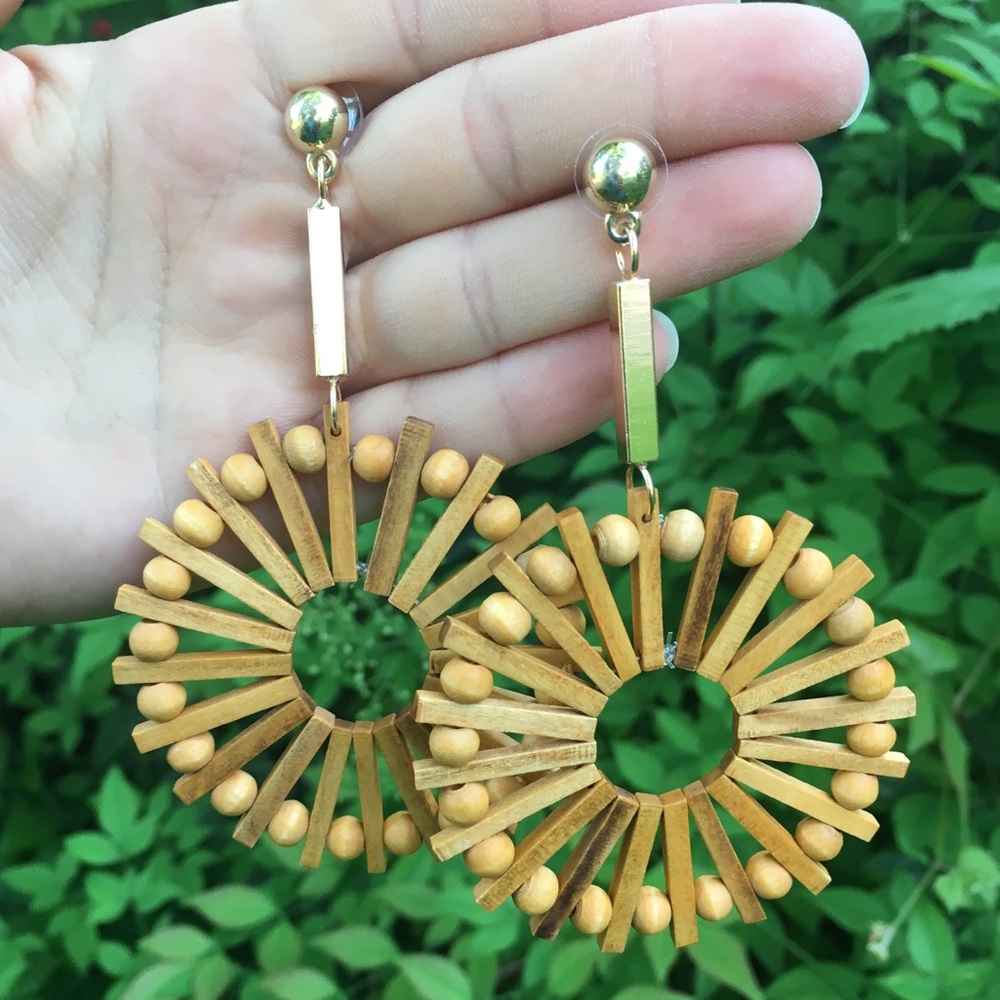 HP!!!🌺 Bamboo Windmill Earrings✨ - Picture 3 of 3